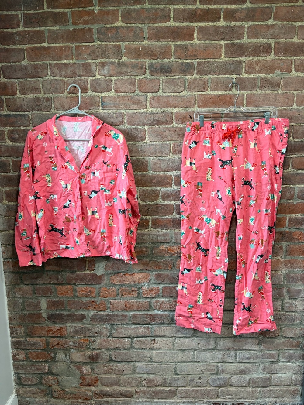 Old Navy Coral Pink Dog-Print women’s size large Pajama Set